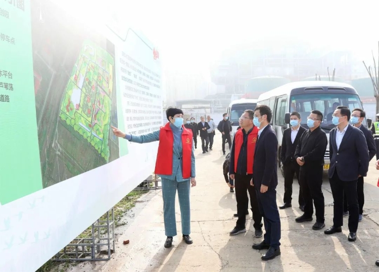 让地更绿家更美利港街园举行2022年春季义务植树活动