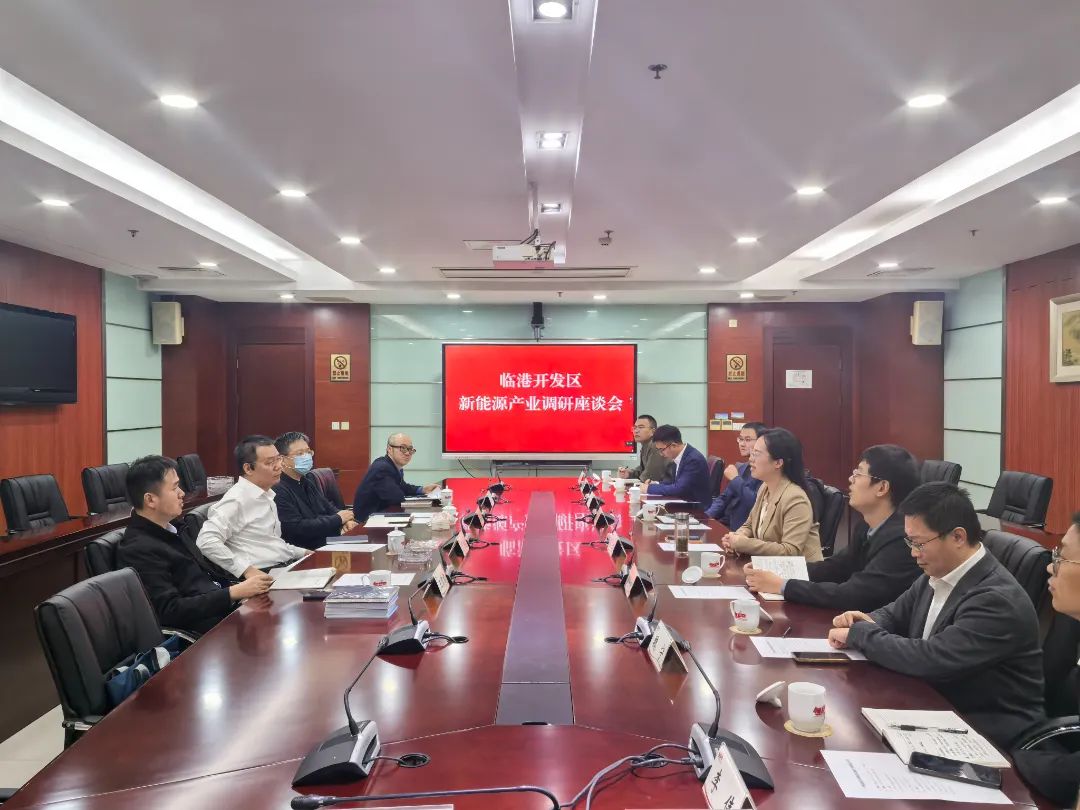 江阴市人民政府门户网-江阴市第十七批科技镇长团赴临港开发区调研